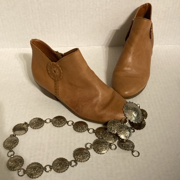 Jack Rogers tan leather booties size 6.5M - Picture 2 of 12